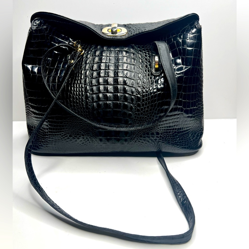 Fontanelli made in Italy. Excellent condition. Black croc embossed purse tote